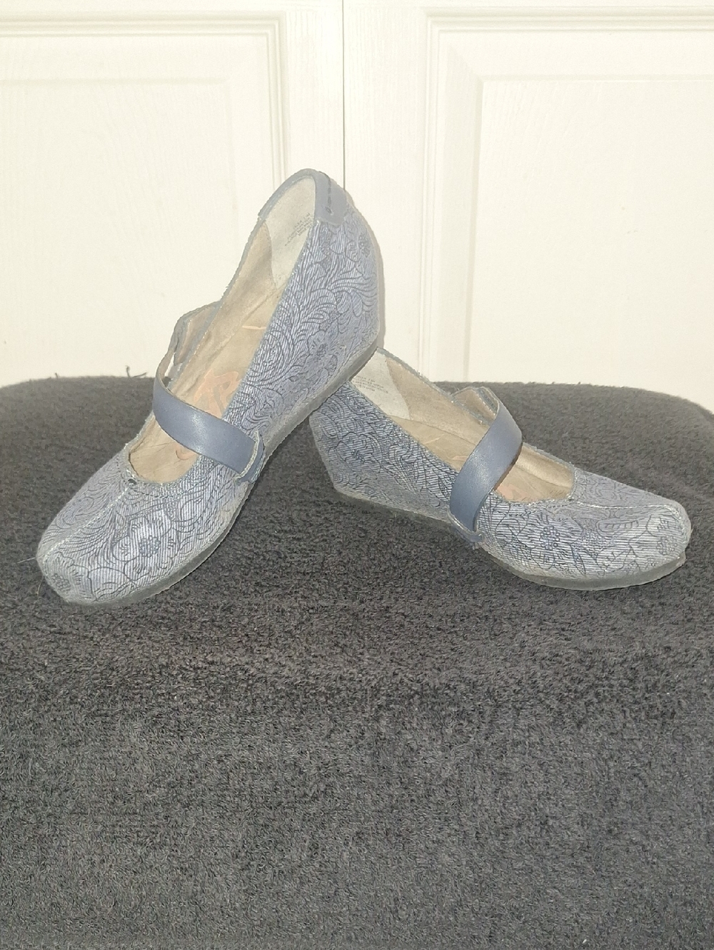 Women’s Blue Floral Mary Jane Wedge Shoes